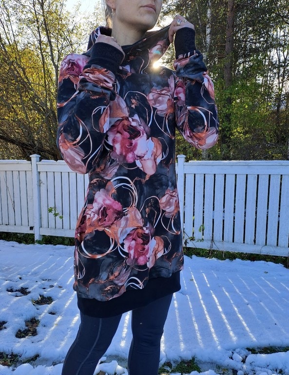 ENNAKKOTILAUS JC: Ink Roses, rose - Image 3