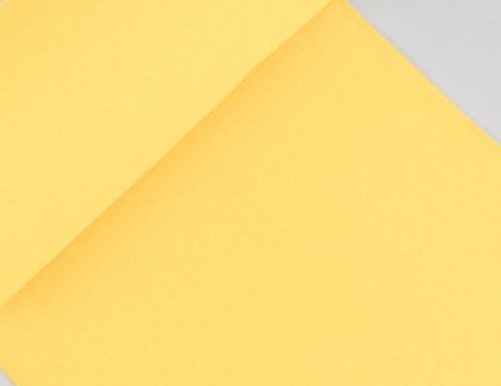 Resori: Vaalean keltainen