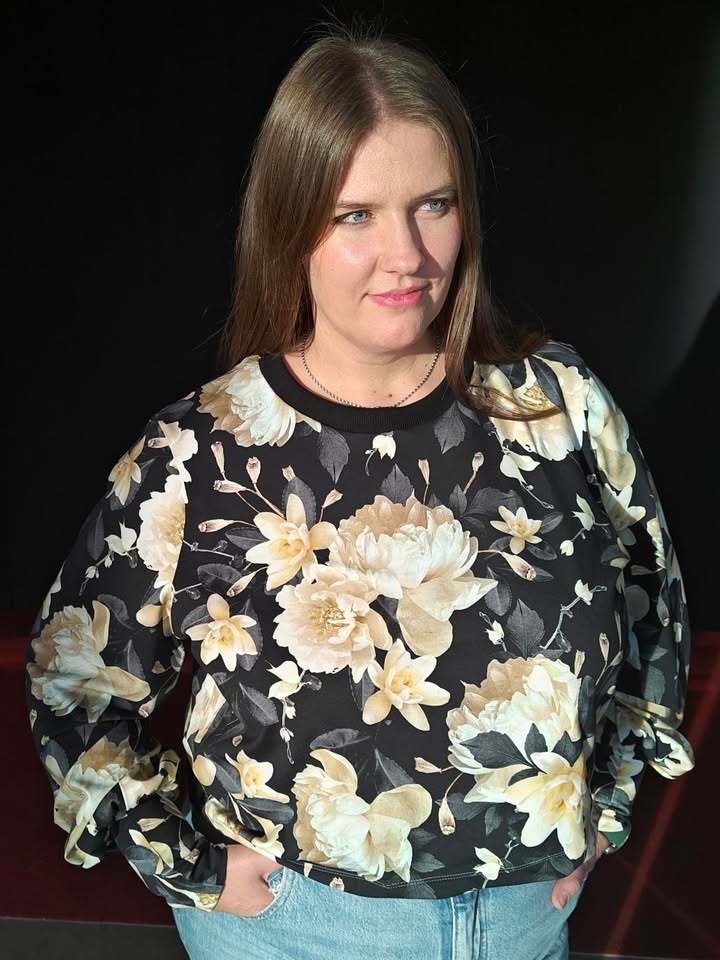 Trikoo: Yönkukat, keltamusta - Image 7