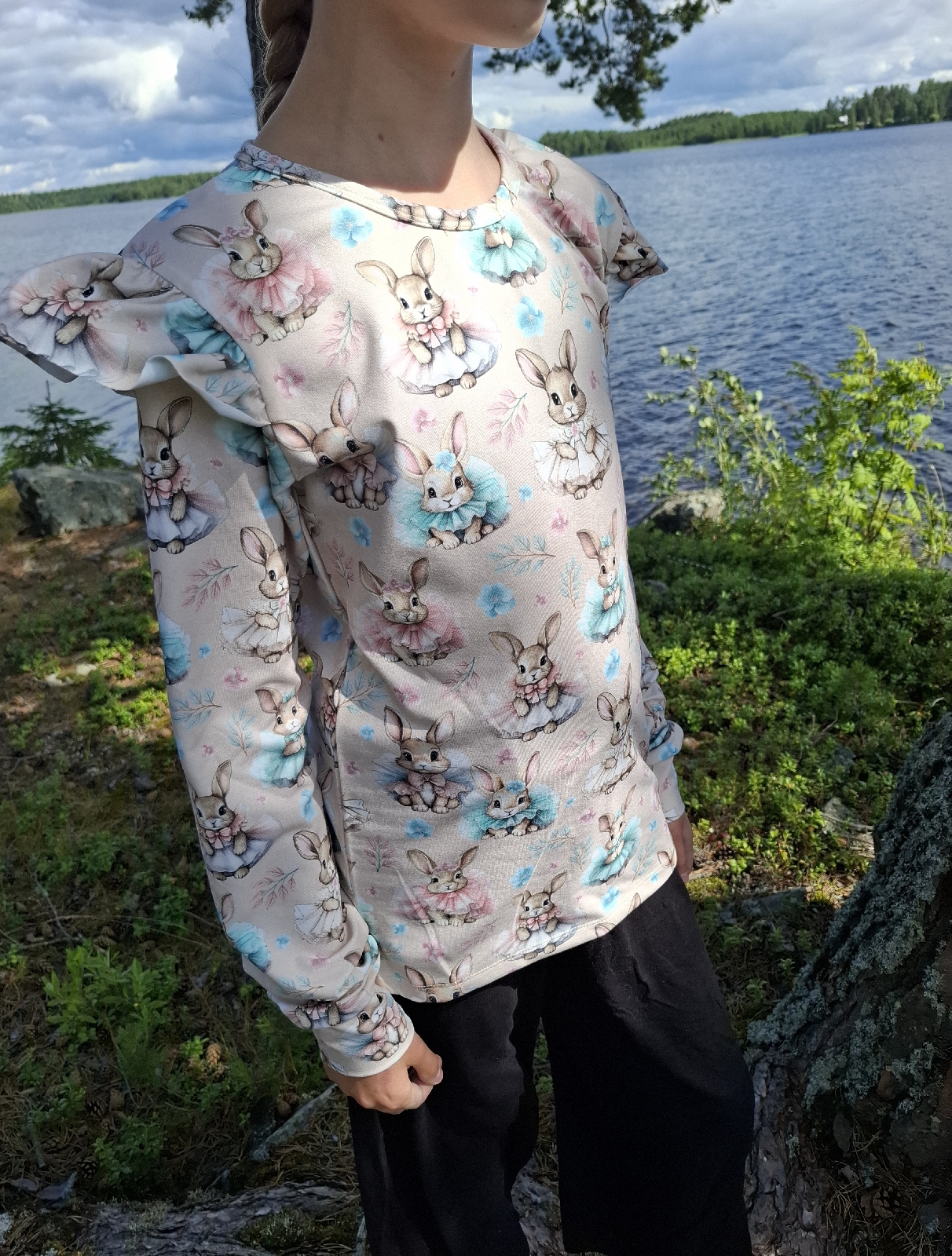 Trikoo: Röyhelöpuput, beige - Image 7